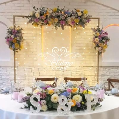 Stół Młodej Pary w pastelowych kwiatach - Hotel Kosmowski Września