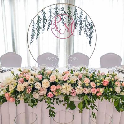 Dekoracja koła ruskusem i światełkami led w Amaryllis