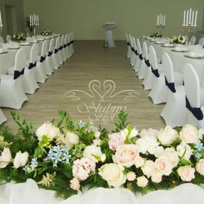 Kompozycje kwiatowe na sali Amaryllis