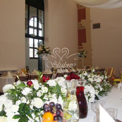 Materiały podwieszone na suficie