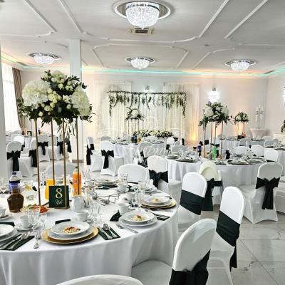 Wesele w kolorze butelkowej zieleni - Greys Podstolice