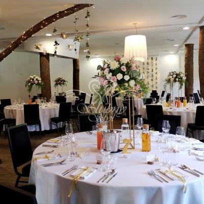 Oryginalna dekoracja sali weselnej Hotelarnia