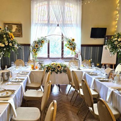 Dekoracja sali weselnej - słoneczniki - Pałac Wąsowo