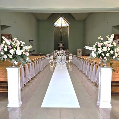 Dekoracja na ślub Parafii Świętego Antoniego Padewskiego w Przeźmierowie 