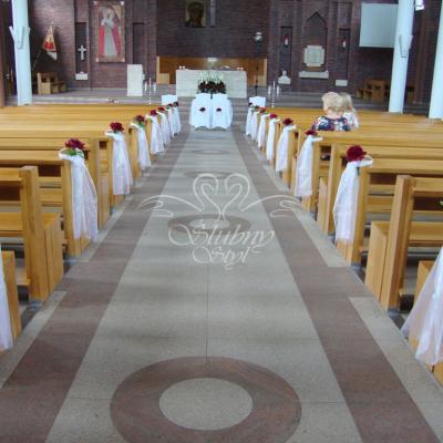Ślubna dekoracja kościoła