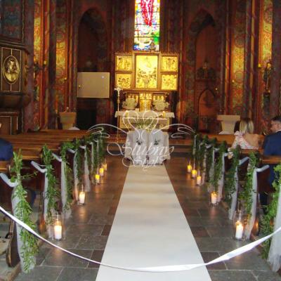 Dekoracja ławek na ślub