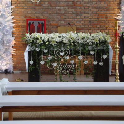 Drewniane serduszka z imionami na komunię