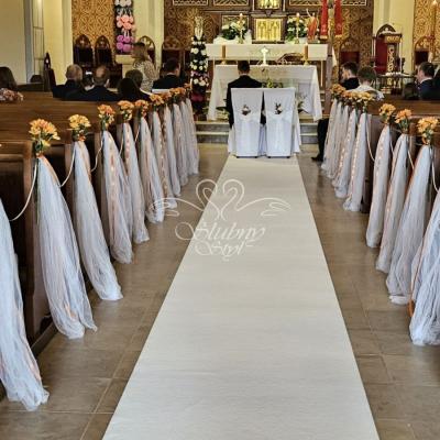 Dekoracja ślubna kościoła w Lusowie