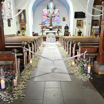 Dekoracja ślubna kościoła w Tarnowie Podgórnym