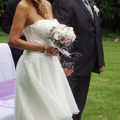 Para Młoda w plenerze