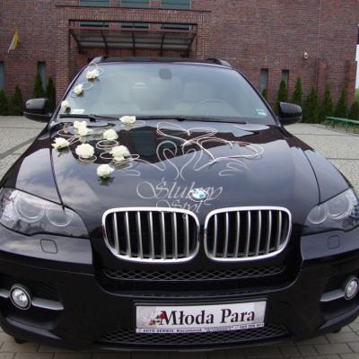 Ratanowe serca i żywe róże