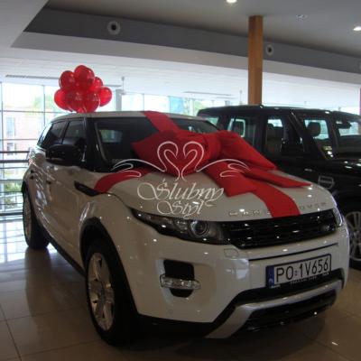 Dekoracja samochodu na prezent 