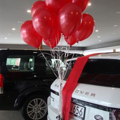 Balony w dekoracji samochodu 