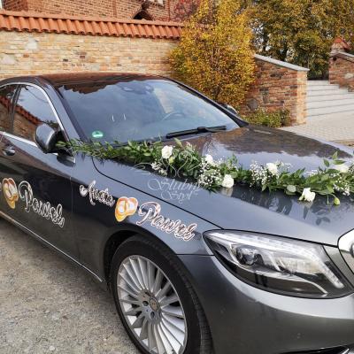 Girlanada na samochód ślubny