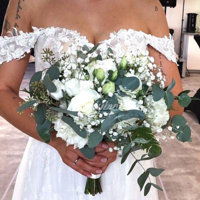 Bukiet ślubny na plener