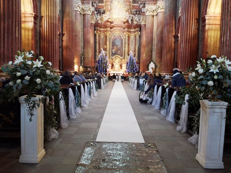 Postument/kolumna biała