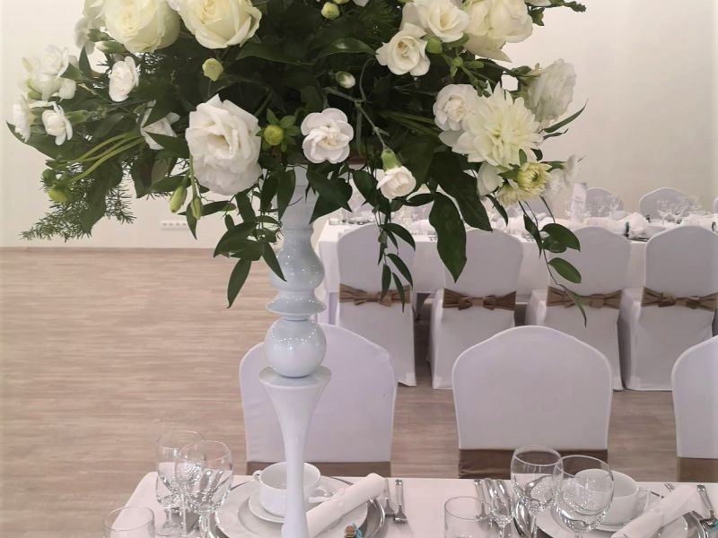 ŚWIECZNIK WYSOKI/STOJAK NA KWIATY