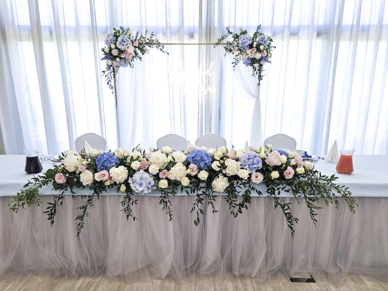 TIULOWY SKIRTING W KOLORZE JASNEGO POPIELU